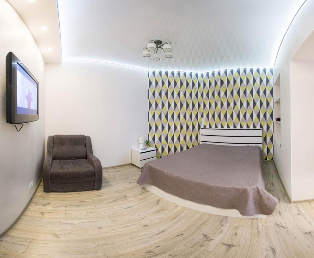 New Apartments In The City Center - Kuznechna Str. 26/2 카리프 외부 사진