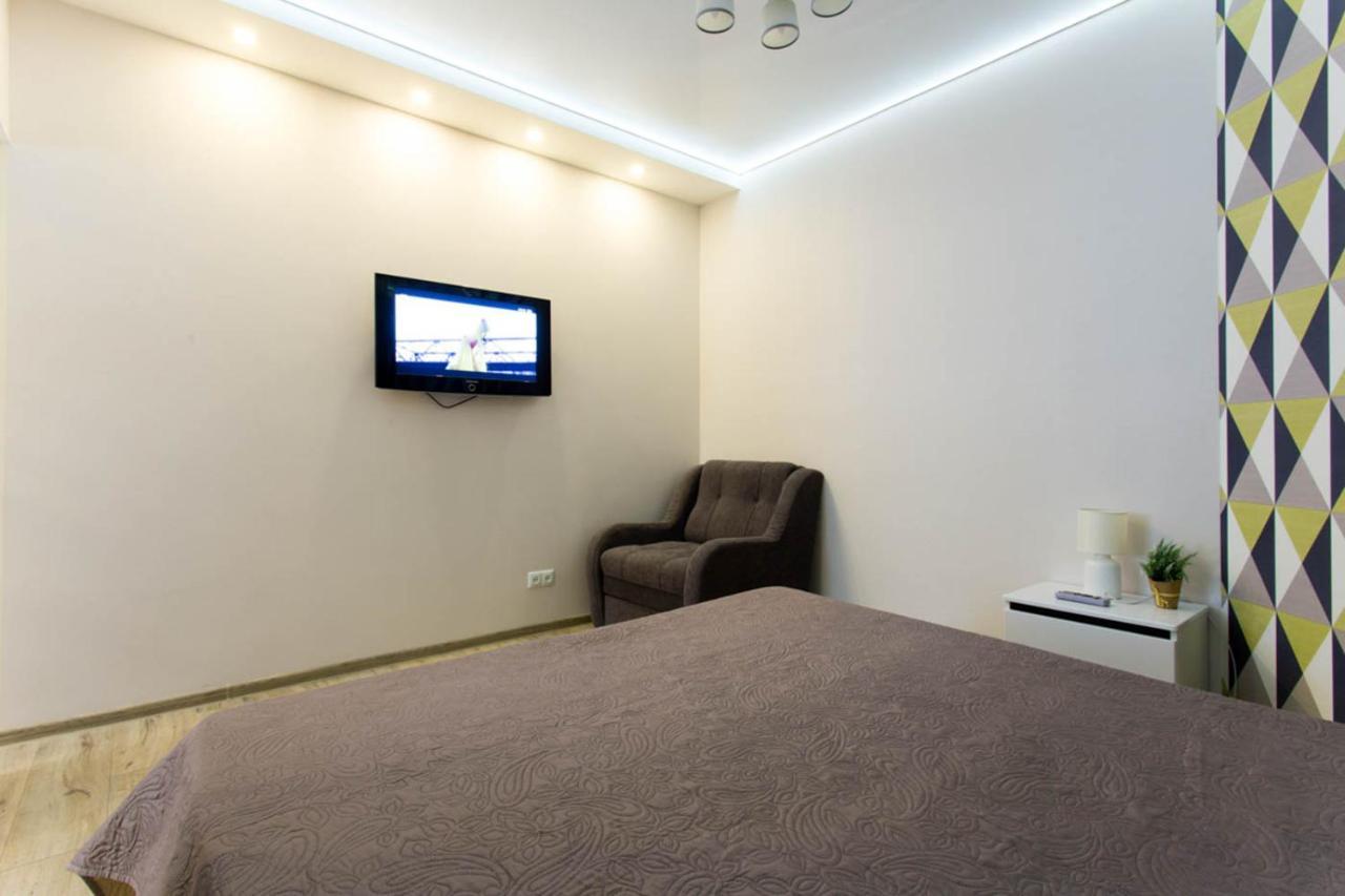 New Apartments In The City Center - Kuznechna Str. 26/2 카리프 외부 사진